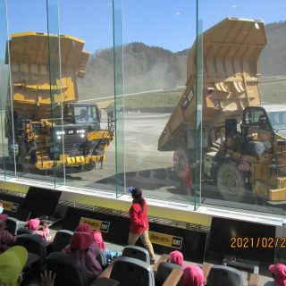 キャタピラー見学☆年少組