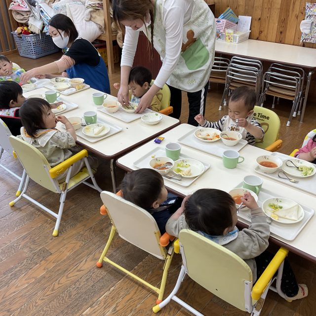 給食おいしいよ〜　