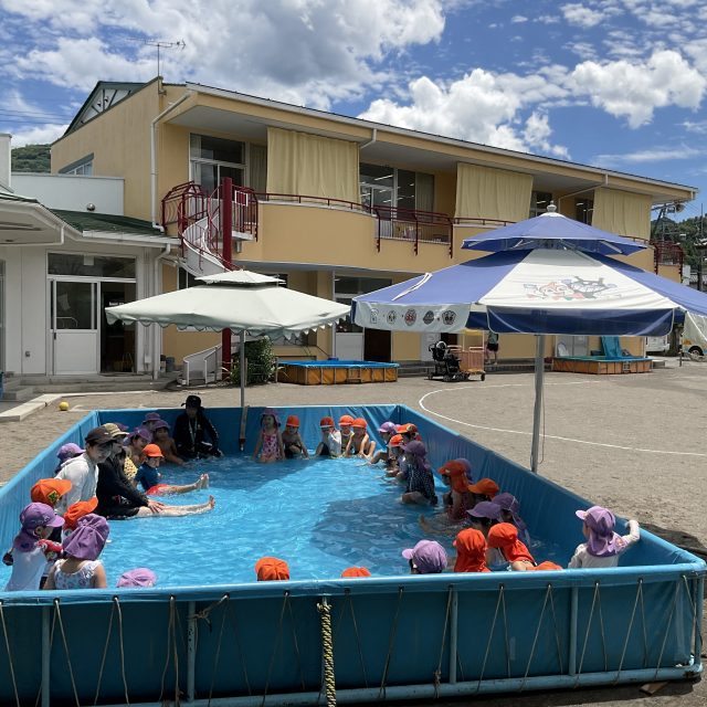 『プール開き』全園児